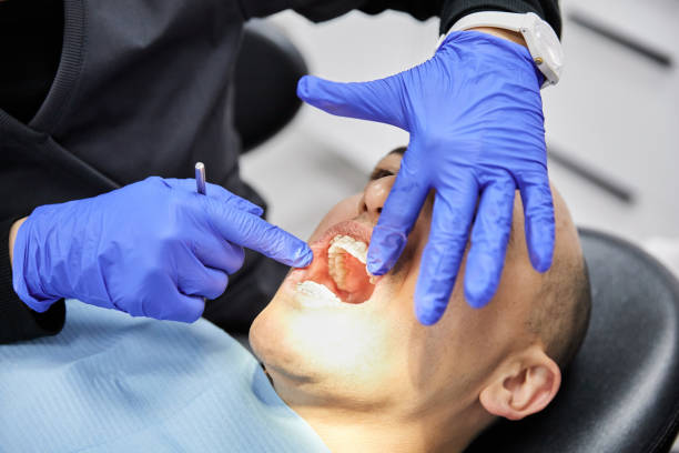 Best Cracked Tooth Emergency Dentist  in Two Rivers, WI